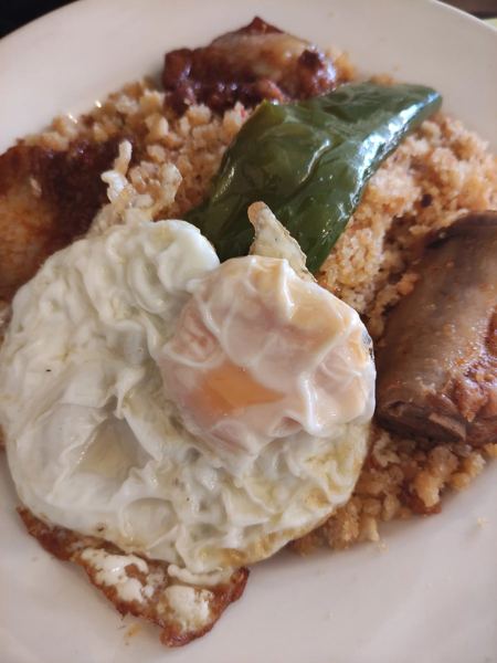 Migas extremeñas, Shepherd's Migas (Fried Bread with Chorizo and Peppers)