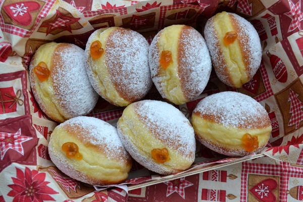 Farsangi fánk, Carnival Doughnuts